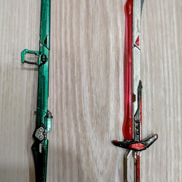 ディスティニーガンダムSPECIIを作成中あとはデカールと関節部の発光ギミックのみ。蛍光塗料を何にするかを日々いろんな方の作例見て模索してます。（2枚目）