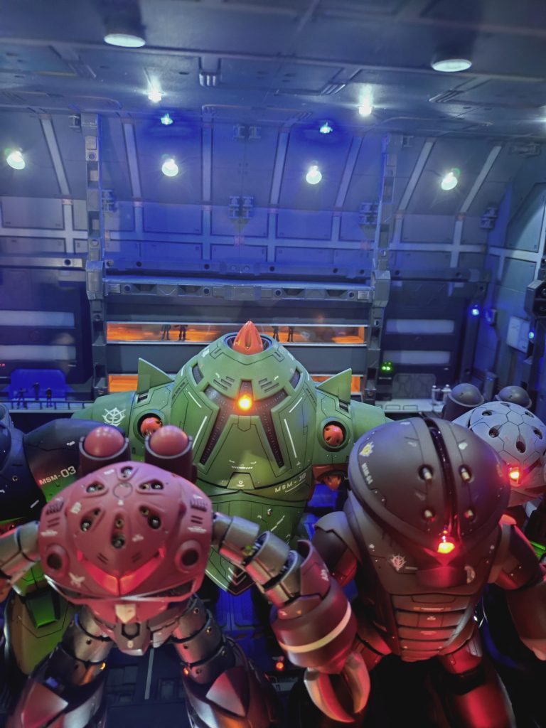 ジャブロー水泳部集合–6枚目/制作者：chapee