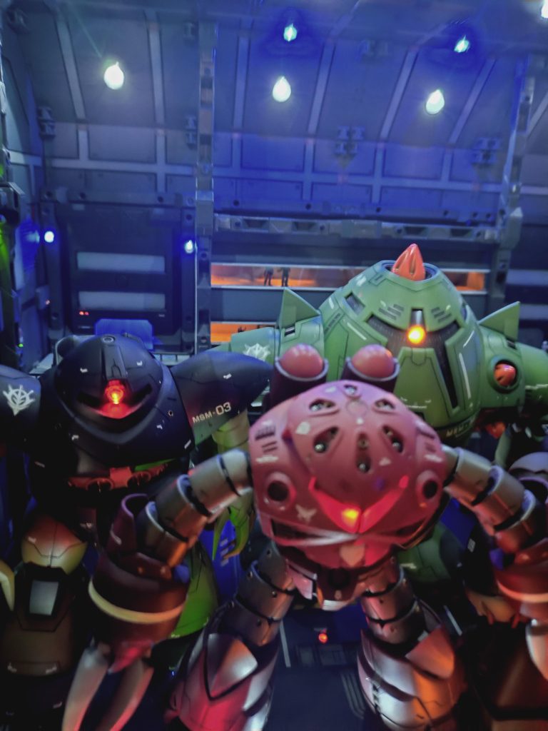 ジャブロー水泳部集合–7枚目/制作者：chapee