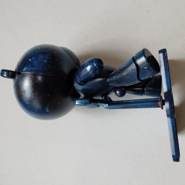 作成中にあげたもののこれ以上どうすりゃええんや(zaku-kao2)目鼻はホイルシールを切りました（2枚目）