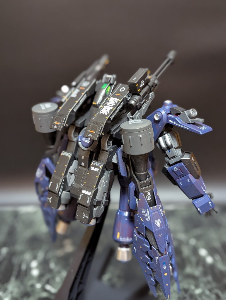 とりあえず警察のシールも貼りました!