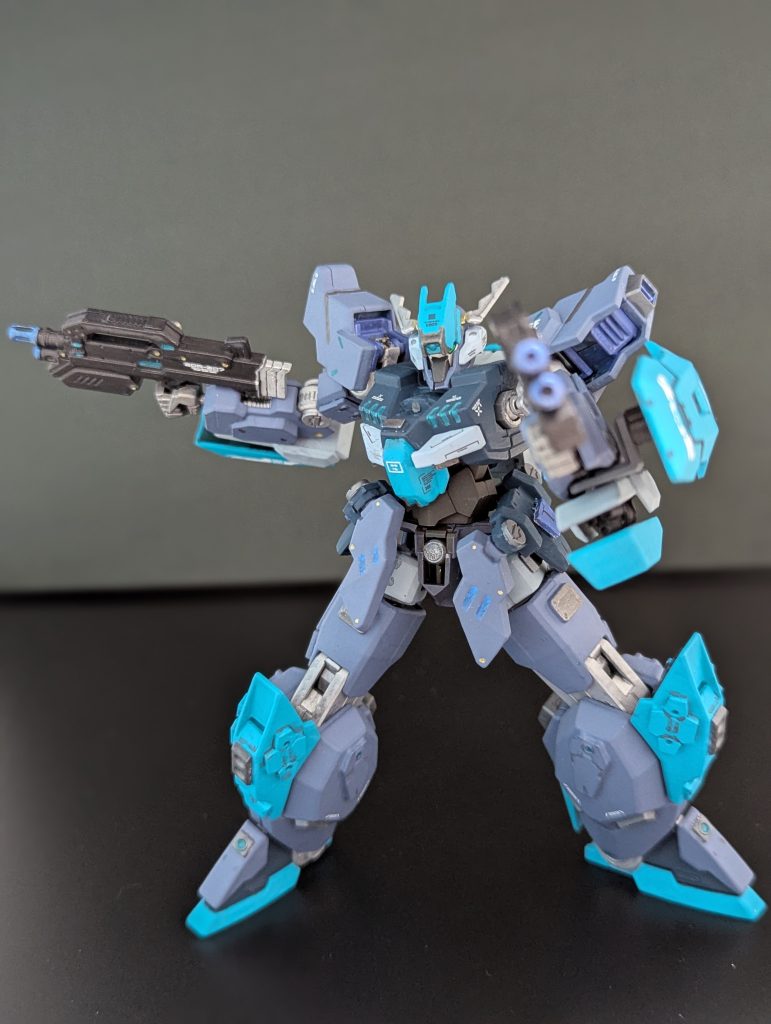 殲滅力の高いビームライフル二丁拳銃。