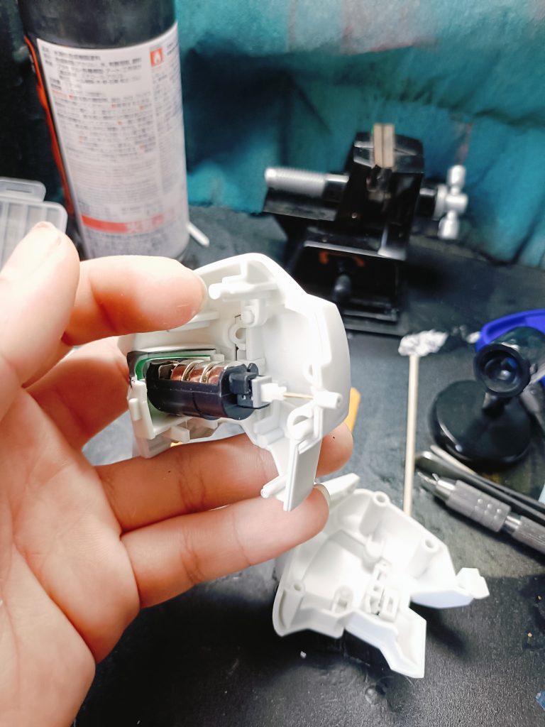 ガチャ、ゼータヘッド電飾–2枚目/制作者：PURABOU