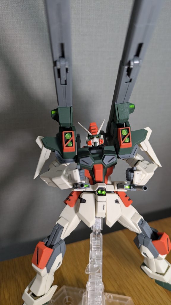 センサーにはレジンを持ってキラキラを増してます。