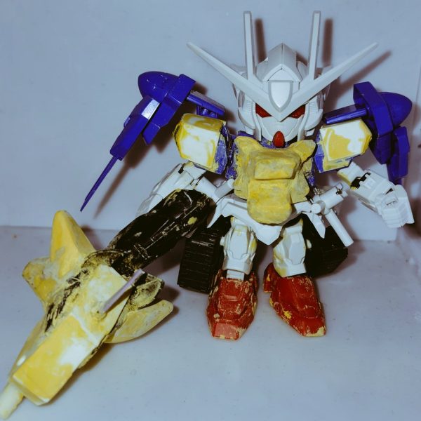 EXスタンダード ウイングガンダムゼロ改造、ガンホークW0(仮)&ダブルオーガンダム改造、ガンウルフ00(仮)完成しました。ガンホークW0(仮)はバードモード、ガンウルフ00はウルフモードにそれぞれ変形。 （5枚目）