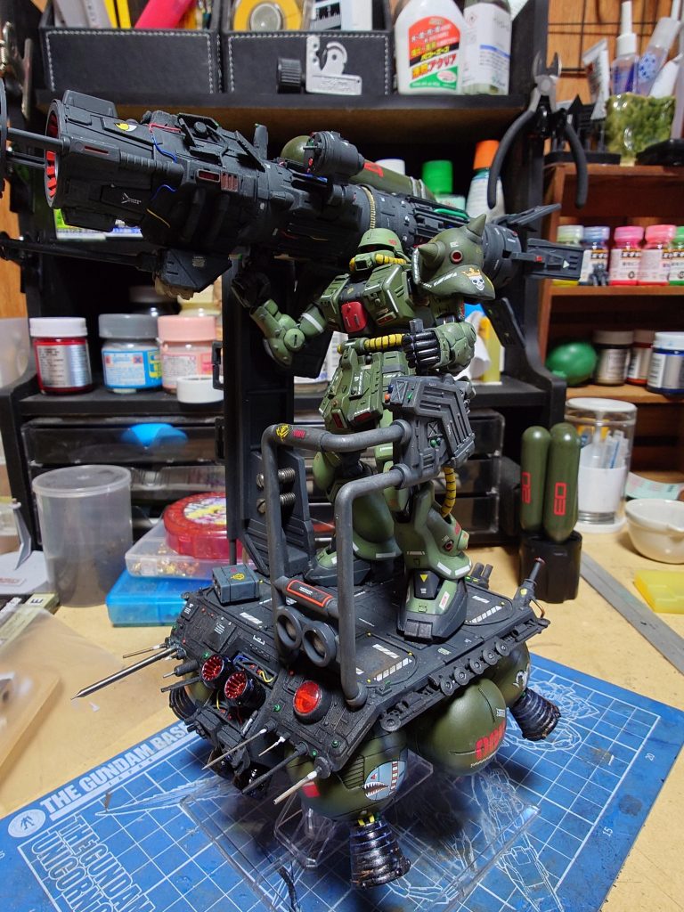 牛歩製作ザク＆ザク＆ザク時々スキウレ　ジオラマ–6枚目/制作者：ガンガン軍曹