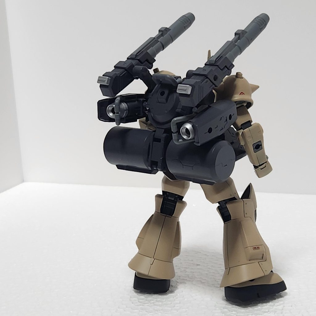 ビルダーズパーツと30MMのカスタマイズパーツを使用。