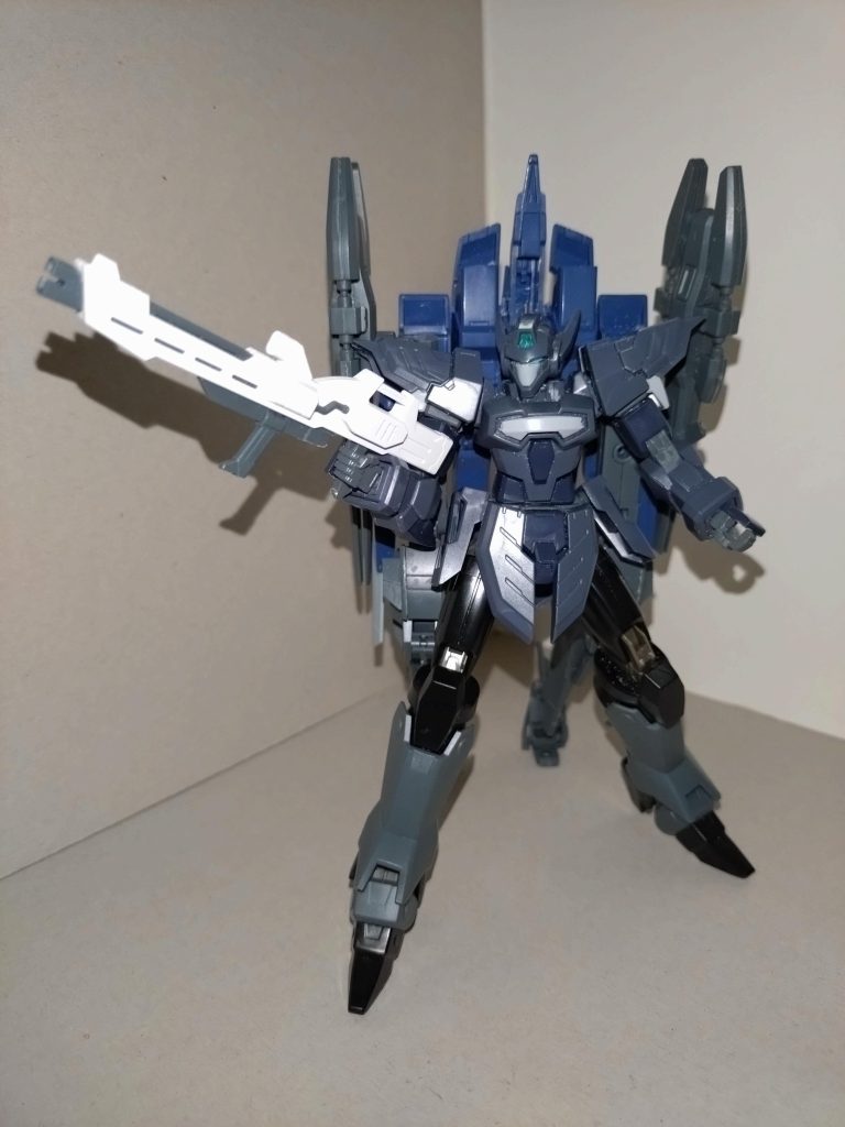 【武装】ビームライフルライジングフリーダム、イモータルジャスティスと同じもの。立希「落ちろ、野良猫(=楽奈)の邪魔をするオガクズどもが」