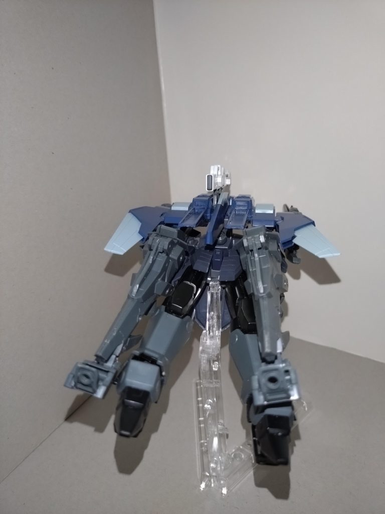 立希「ヴェイガンめ···どこまでも追い詰めてやる」 〜花咲川女子学園高等部生徒会報より〜