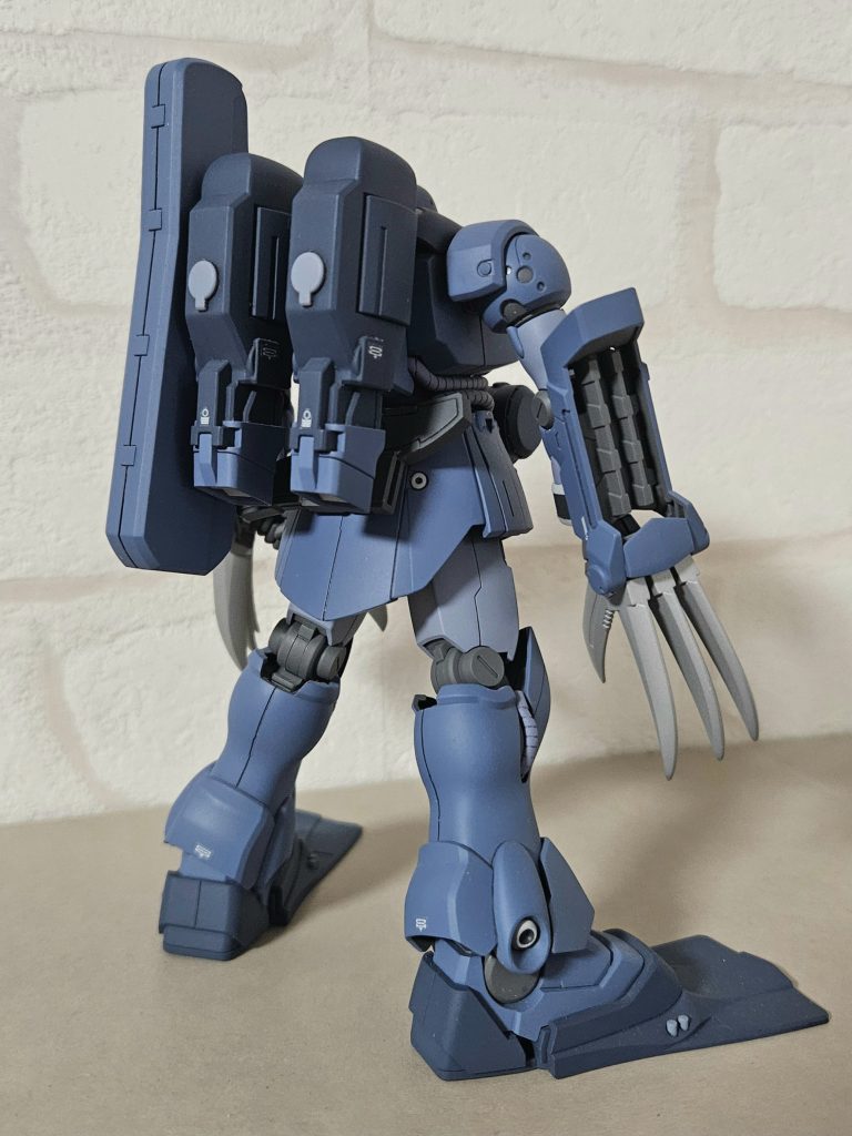 塗り分けが非常に多くてしんどかった背部