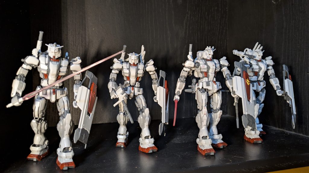 素組のガンダムEX4体–3枚目/制作者:Mio ガンプラ会