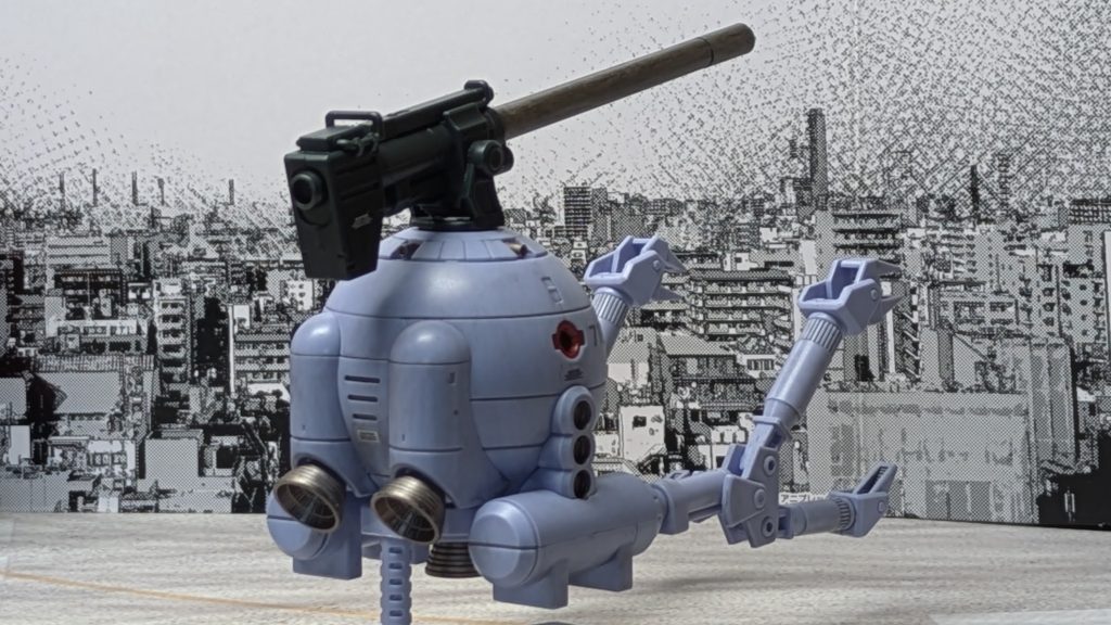 ヘンドリッチ最後の戦いであり、最大の戦果はUC.0079.11月2日のルナツー宙域での戦闘哨戒だったと言われている。この日ヘンドリッチは2番機のシイコ、3番機のリートン・アハム軍曹と共に出撃。哨戒中に単独でテスト中のジオン軍の新型機ザクⅡF2型を捕捉。デブリ帯という宙域の有利を活かして奇襲を実施。シイコ機、アハム機がヘンドリッチ機の砲撃を合図にデブリより奇襲。これにより完全に虚を突かれたザクはシイコ機に左腕を、アハム機に胴体を15キャリバーで銃撃され損傷。咄嗟の反撃でアハム機を撃墜するも完全に動きが止まっていたため、ヘンドリッチ機が180ミリ砲で狙撃し撃墜した。しかし、この直後に救難信号を受信して急行してきた第603技術試験隊所属のヅダに捕捉されてヘンドリッチ機は回避する間もなく撃墜された。この時ヅダはザクのテストパイロットのアール・ホワイトマン大尉の救助と機体処理を優先したためアハム救助中のシイコ機には手を出さずに離脱。シイコ機が撃墜地点を捜索するも機体は四散し、ヘンドリッチも発見できなかったことから戦死と処理された。この戦闘によりジオン側は数字だけ見れば僅かな損害だったが、テスト中の新型機をボールに撃墜され、更に機体ごと戦闘データを喪った事で上層部で性能を疑問視され再審査された結果、F2型の配備はソロモン陥落後までずれ込む事となった。一方でヘンドリッチ機をヅダで撃墜したのは一時的に宇宙へ上がり、予備機のヅダでスクランブルしたシャア・アズナブルだった。この事を戦後知ったシイコは自身の最初のマブであるヘンドリッチを殺したシャアに執着するようになり、それはやがて様々なニュータイプに関わる事件を間近で目撃した事を経て