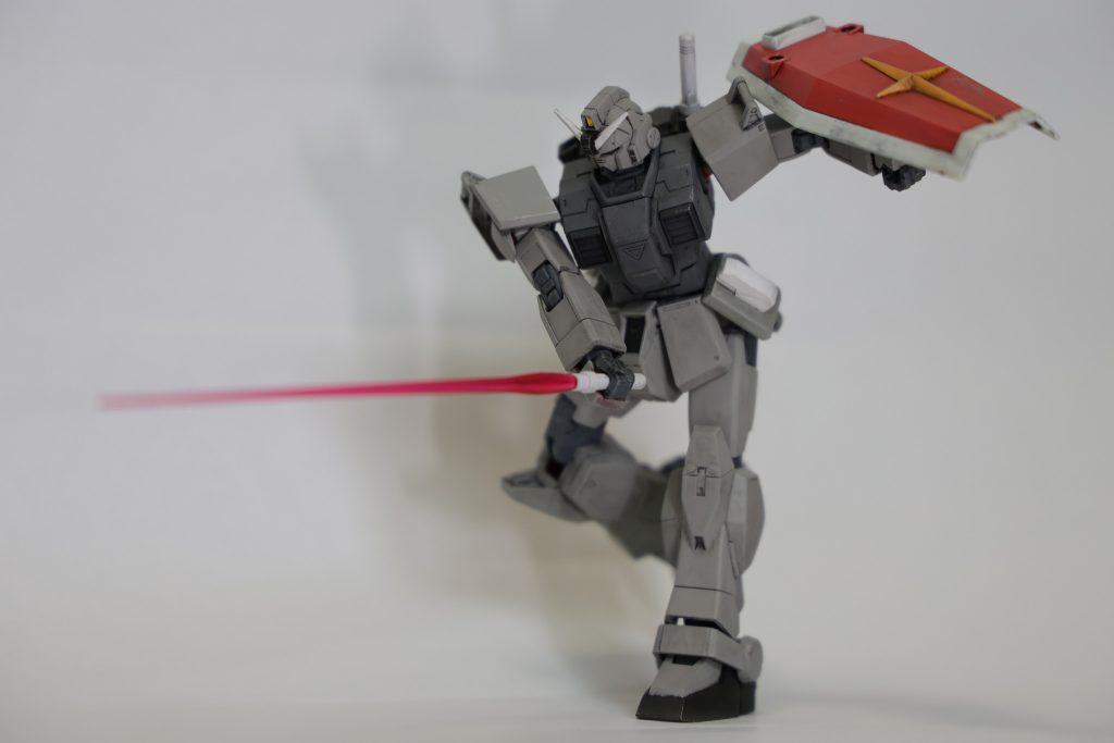 後に制式配備されることになるRX-79[G]と比べると、宇宙での使用を想定し比較的品質の良い部品を使用したため、若干機動性などの性能が高くなっている。その分整備性に関しては79[G]に劣る。