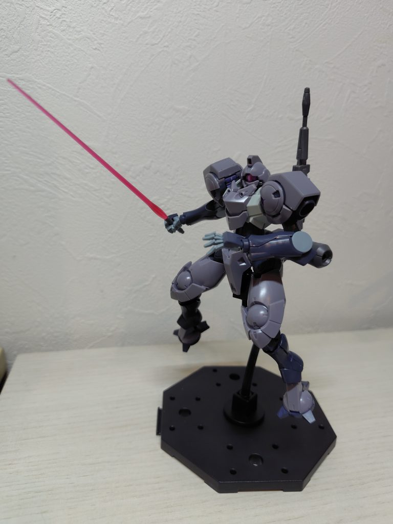 ビームサーベルの色は赤と