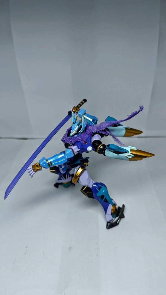 刀 エラフィギリシャ語で鹿を意味するエラフィに由来。大剣と同じくアルテミスが狩猟の神様であることを象徴する刀。