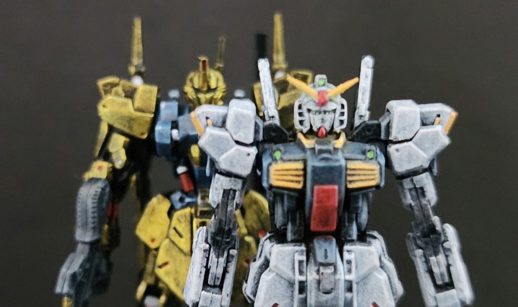 前作の百式とアーガマMSデッキ内イメージでミニサイズモデルとは思えない密度でかっこいいです