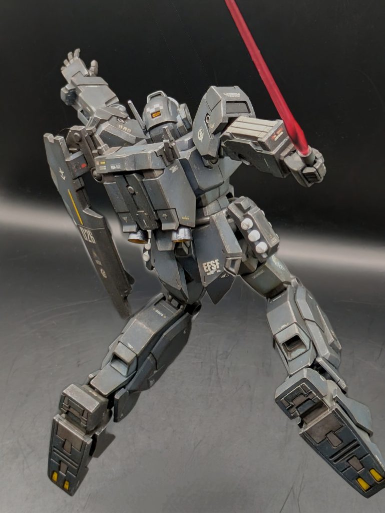 コチラは、足裏の塗り分け(爪先の黄色💛)を見て❗️の写真になります(gundam-kao5)