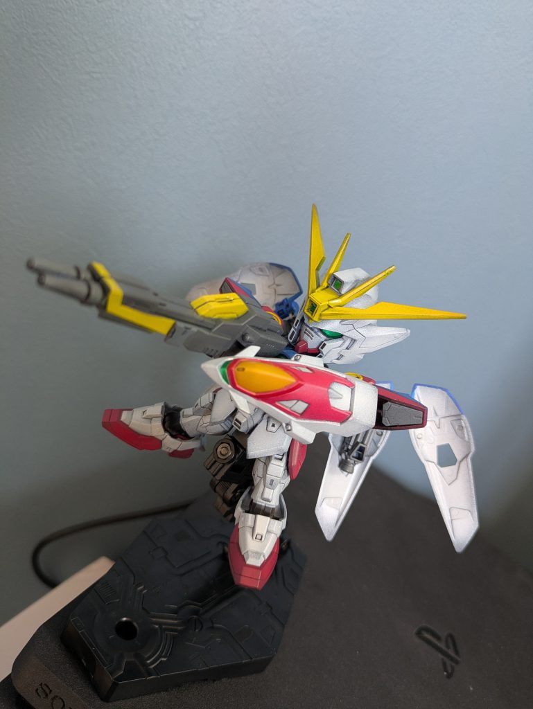 アニメは上に撃つんでしたっけ?(gundam-kao5)EWは下に撃つんですよね!