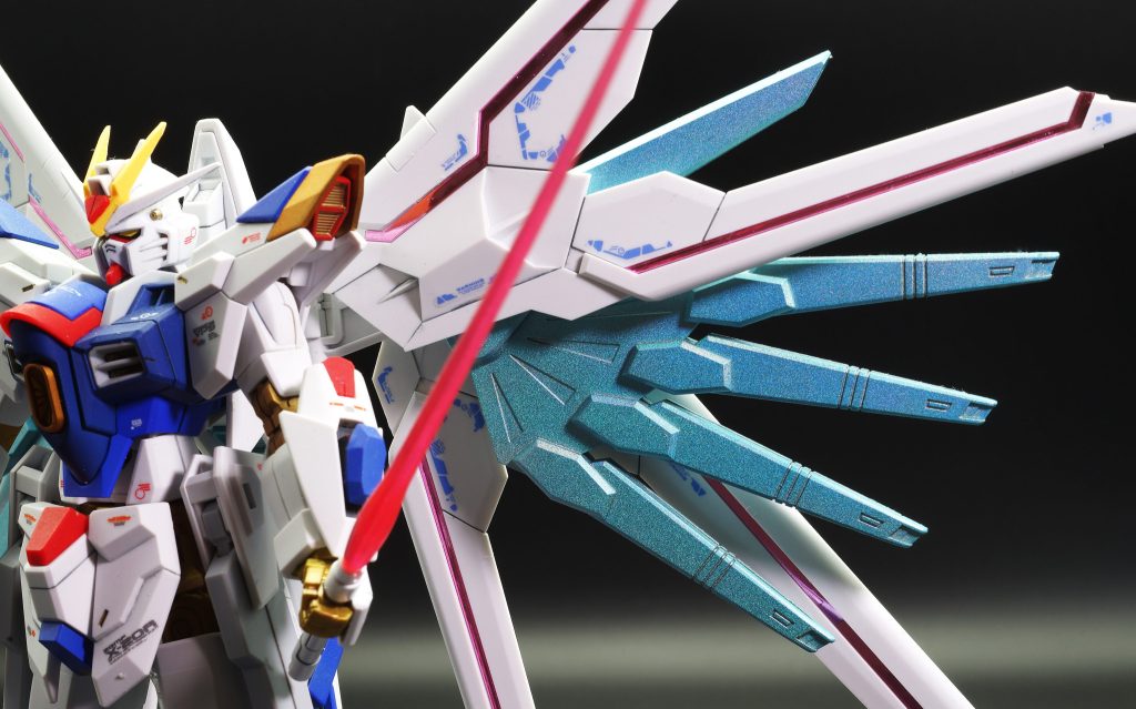 HGマイティーストライクフリーダム部分塗装–5枚目/制作者：あるむ