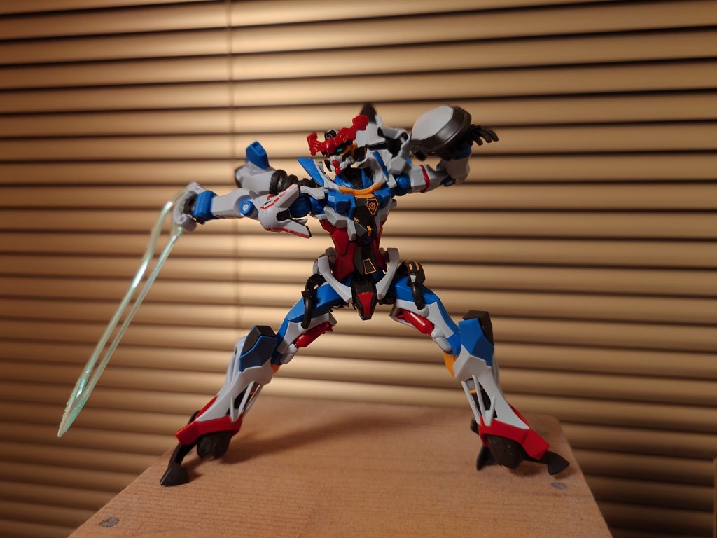 ジークアクス君ですね。何やこのポーズ一番新しいってのもあるかもしれませんが滅茶苦茶動くし複雑に見えて作るのは簡単だしでびっくり