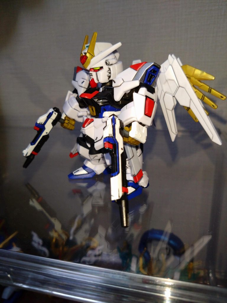 ブロックロス　マイティーストライクフリーダムガンダム–3枚目/制作者：基本筆塗り部分塗装仕様