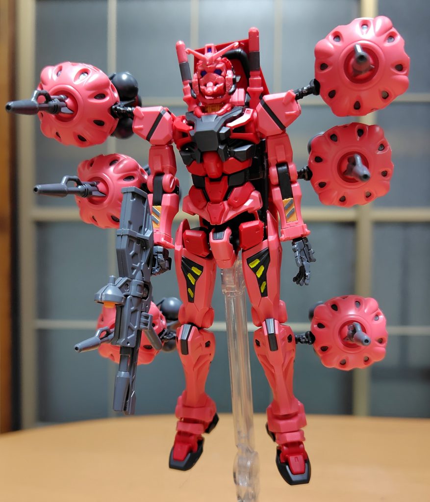 機体のハードポイントの配置を考えたらこれが一番バランスが適切。コレでも重量過多で地上戦出来るかまでは別だが。