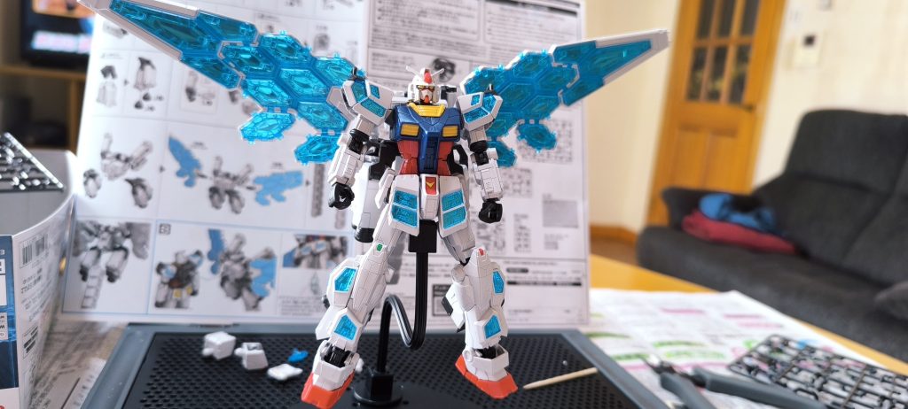 RX-78F00/E ガンダム (グラスフェザー装備)–4枚目/制作者：@sakiika_sakika