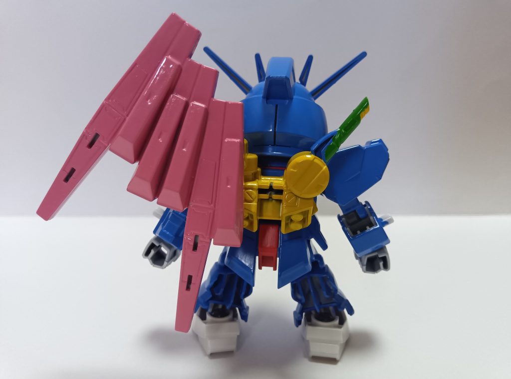 アムロの背筋にかつてない悪寒が走る。「やぁぁぁってるぜ!! ヤリパンサァァァ!!!」叫んで飛び出したジュドーの機体が四足獣形態に変形する。それを合図に各機が動く。「イオン砲、エネルギー充填!!」「日輪の力を借りて!!今、必殺の!!!」「必殺!!ムーン…」アムロの脳裏に何故か緑色のバケモノに抱きつかれる光景が浮かぶ。アムロ「や…ヤムチャしやがって…」