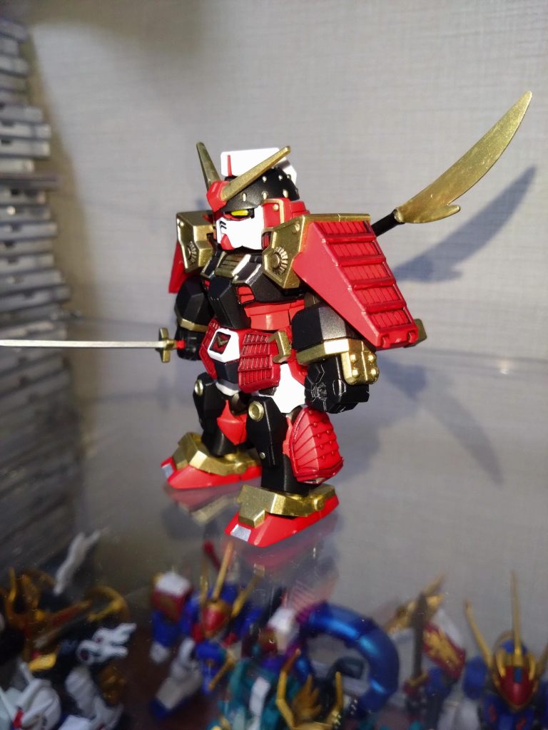 配色はパッケージではなく、METAL ROBOT魂　武者頑駄無を参考にしました。