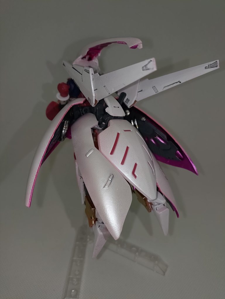 リアスカート及びフレキシブルバインダーはバックパック下部に接続してる為腰の捻りはタヒにました(・ω・`)