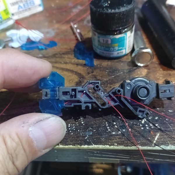 サイコフレームが露出する部分は全て組み込んでます👍（3枚目）
