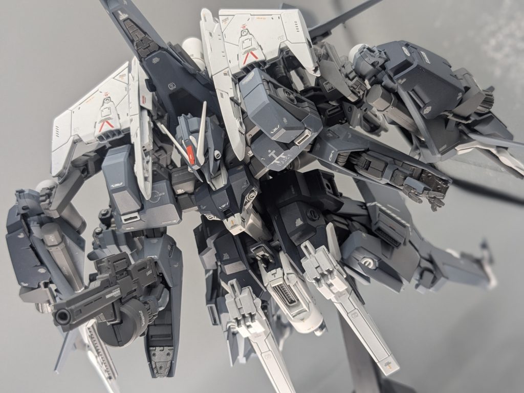 スタンドは多分武装神姫のスタンドと思しき物を一時的に使っています。重さに耐えられないので何とかしないと…。