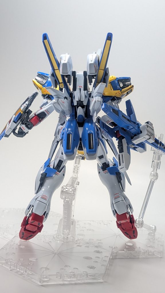 パーツ細かくて強度が〜って話もあるけど、コレがリアルスケールの大きさ＆未来過ぎる時代なら、強度とかも大丈夫ってカトキさんが言ってたのも納得かなと。