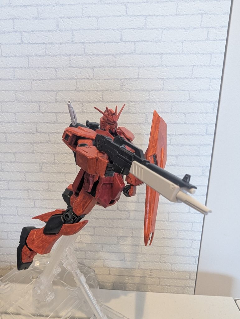 色ムラがあるのが気になりますね(zaku-kao4)