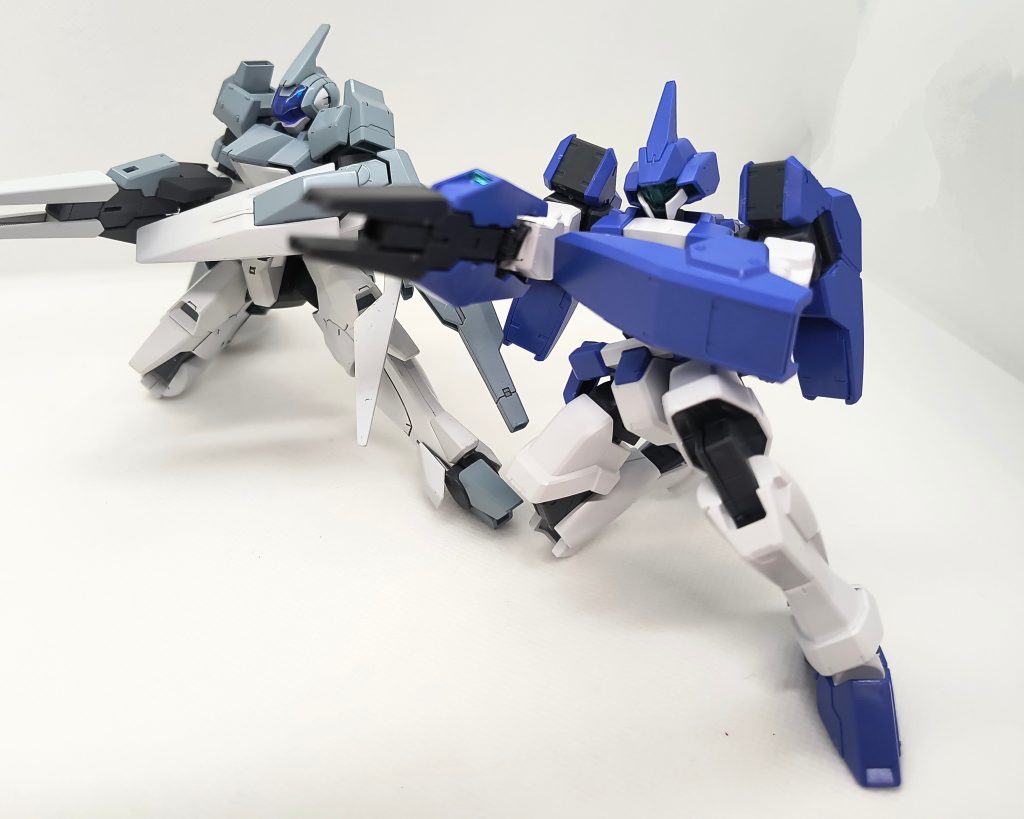 ルナベースでの一幕。盾構えてドッズライフル撃ってるだけでかっこいい。アビス隊といえば通常クランシェだけ持ってないので再販待ってます。