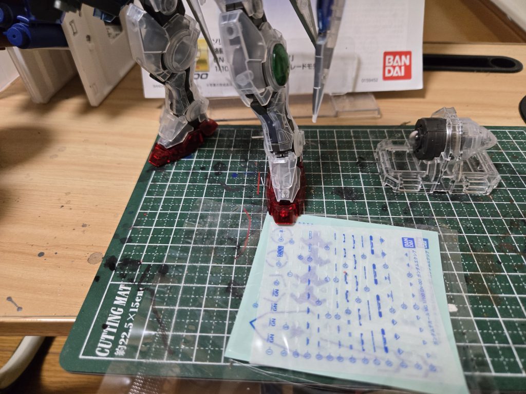 クリアカラーってことで付属のシールも貼らず