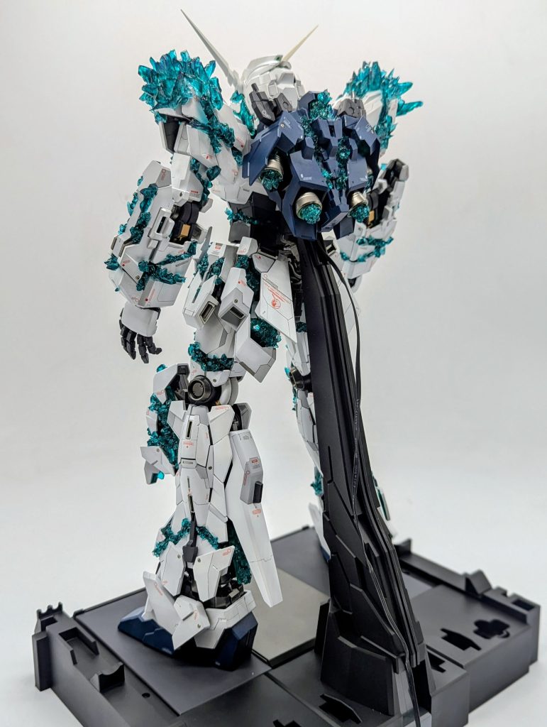 PGユニコーンガンダム 光の結晶体　全塗装完成品–4枚目/制作者：kenshira0123