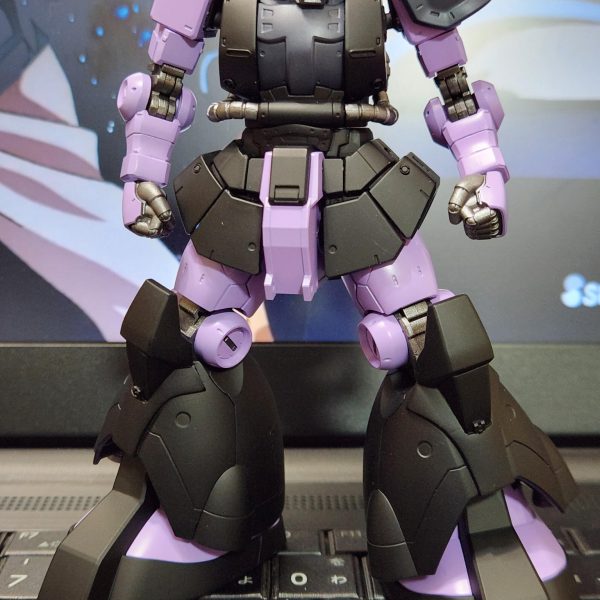 機体色塗装が出来ました。イメージしていた好みの色になったので、これで次の作業へ行こうと思います。（3枚目）
