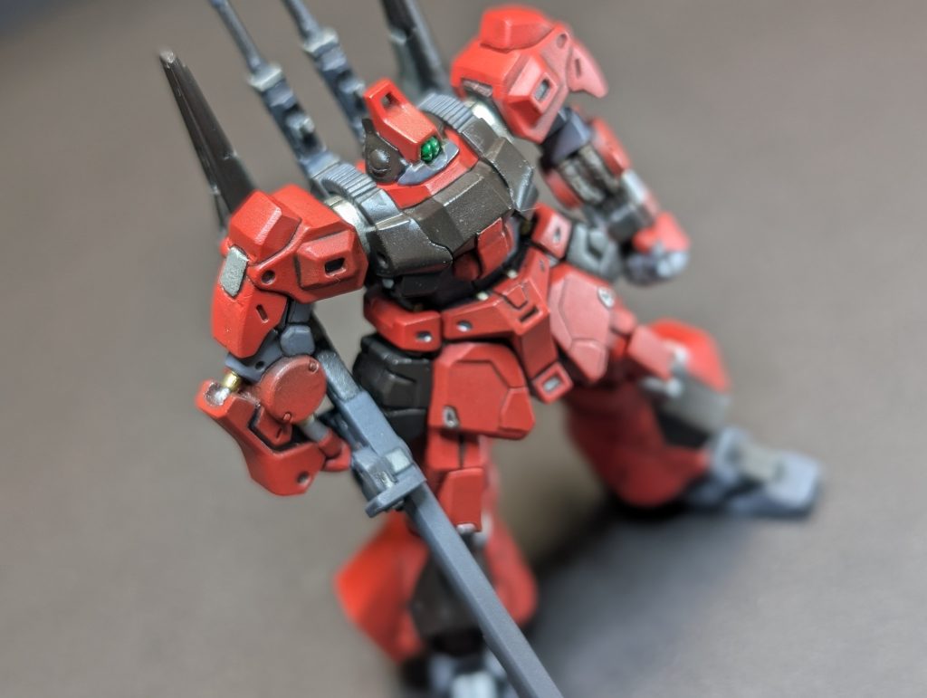 あと右肘にもシリンダー追加しましたが、まあこれも目立たない笑各所シリンダーは以前作りかけてたトールギスから拝借。