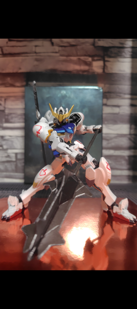 白い悪魔  バルバトス1/144–5枚目/制作者：M.Aznable