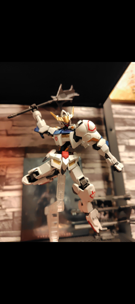 白い悪魔  バルバトス1/144–3枚目/制作者：M.Aznable