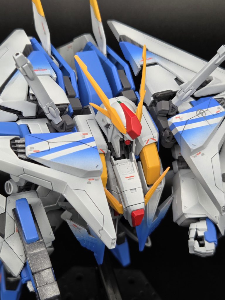 ミノフスキーフライトの飛行モードも再現できますね!