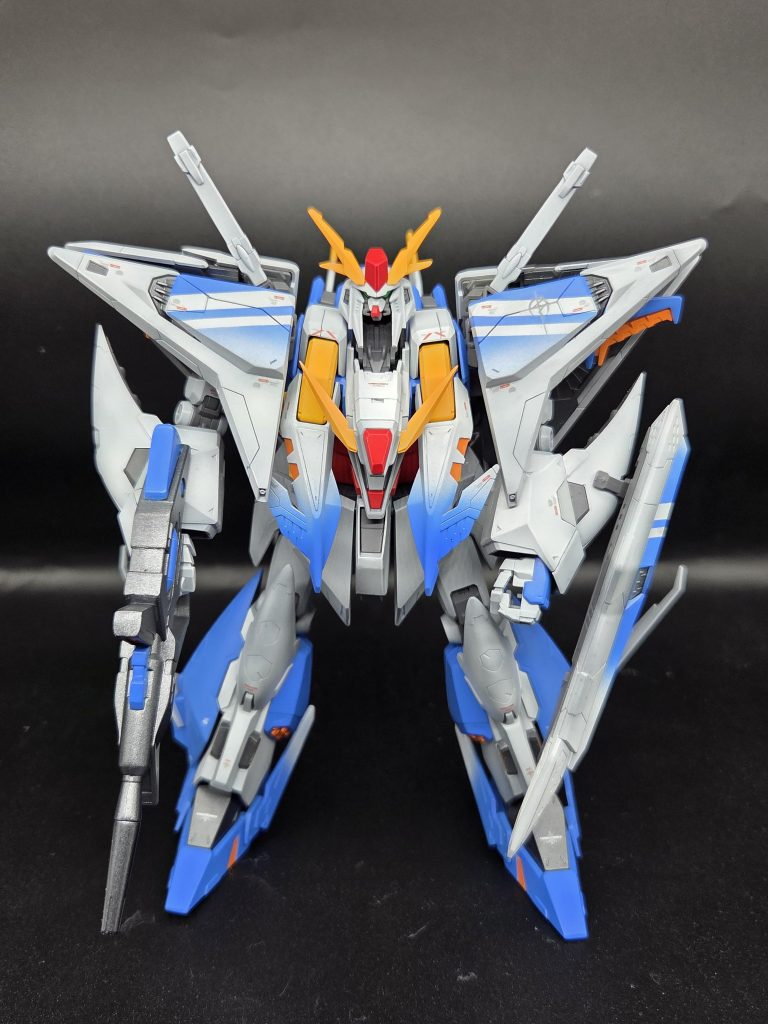 カラーリングはブルーストライブのオリジナルカラーリングで、端っこに青から白のグラデーションかけて仕上げてみました(笑)