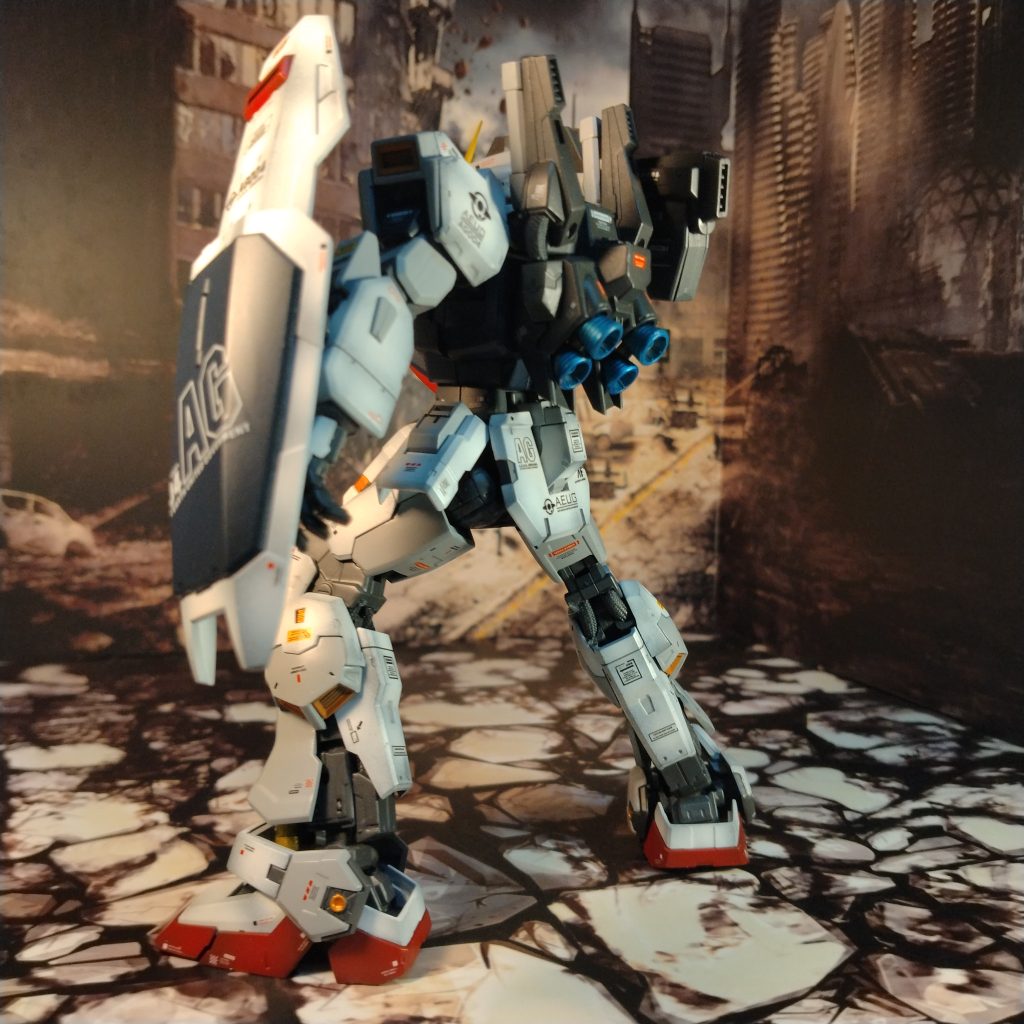 しかしこのRGマークIIの可動域の良さは！最高に感じました！😄パーツポロリも無く扱いやすくて良いキットですね！😀