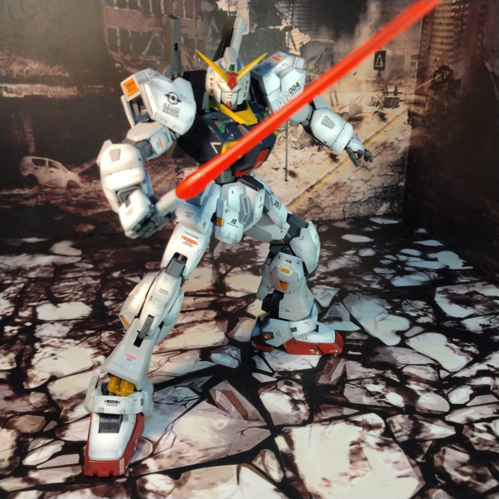 ここまで観覧して頂き有難う御座います！😄RGガンダムマークIIでした！次はMGゼータガンダムVerkaか、RGゼータガンダムを作ります！😀どちらに転んでもゼータです！😄まぁRGゼータはちょい苦悶すると思いますが！😄😄両者共に個人的ディテールは入れずにグラデーション塗装のみでの製作で行きますので次回も宜しくお願いします！😀