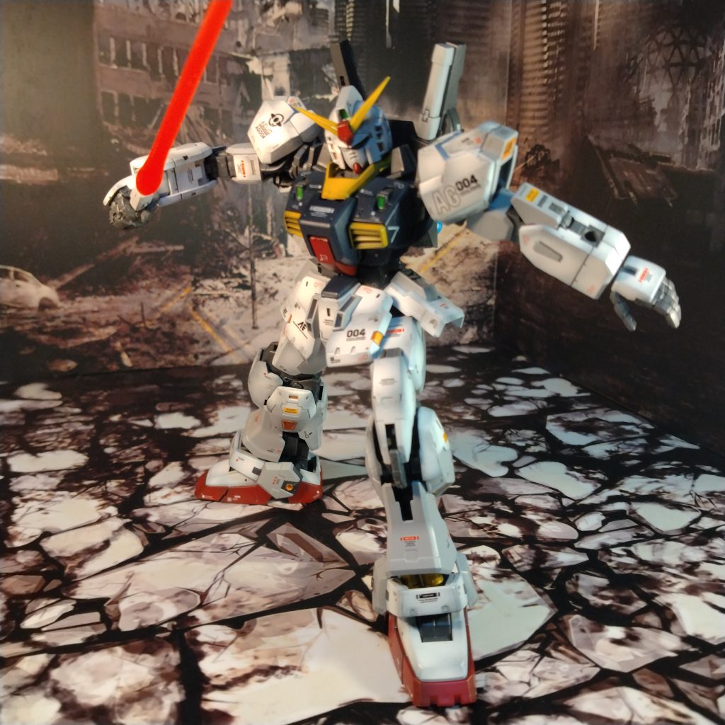 私的に肩が跳ね上がるような可動と足の可動が気持ちよく動くのが良くて！あらゆるポーズでの足の接地もなかなかです！😄