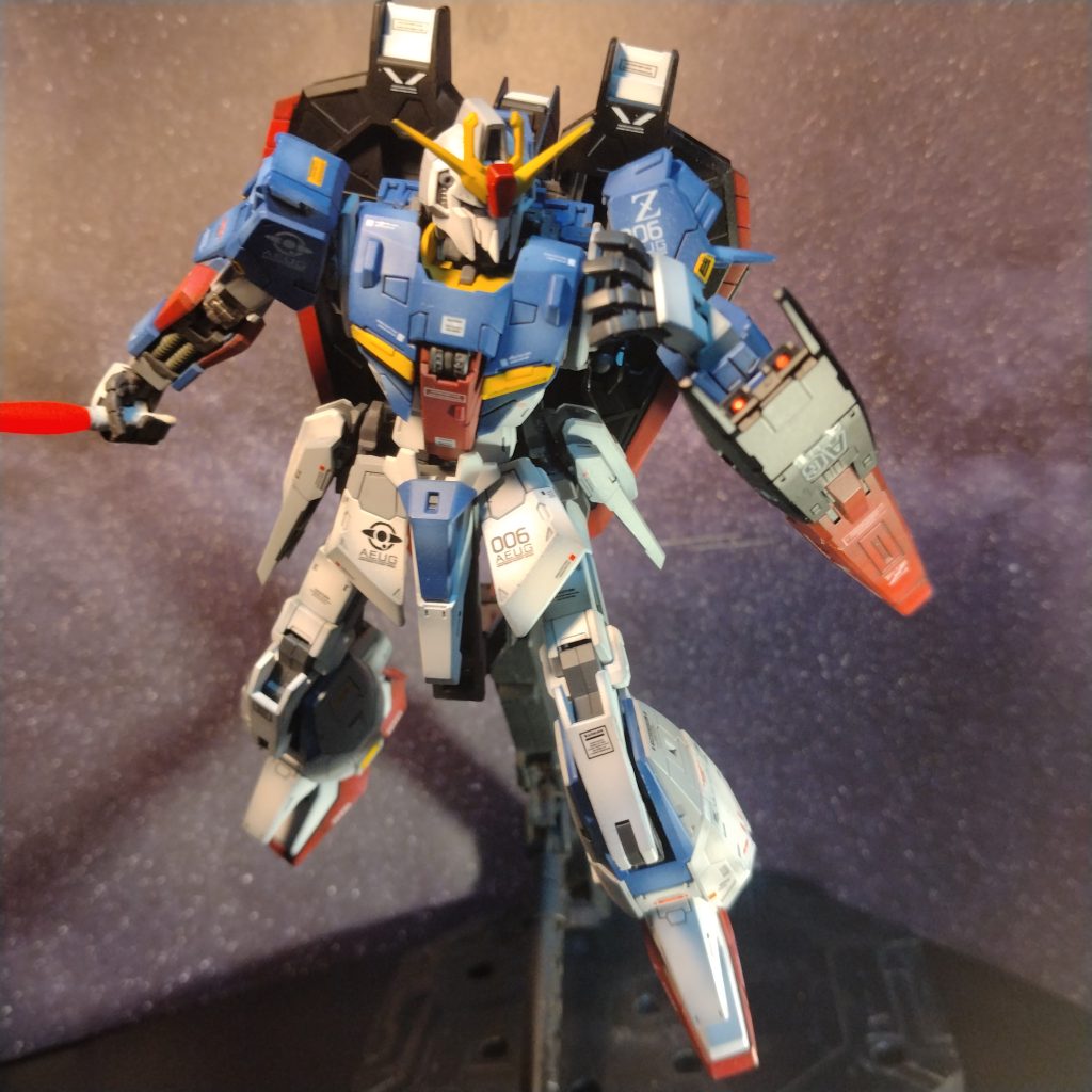 デカールは好きな所に好きなように貼りました!😄😄