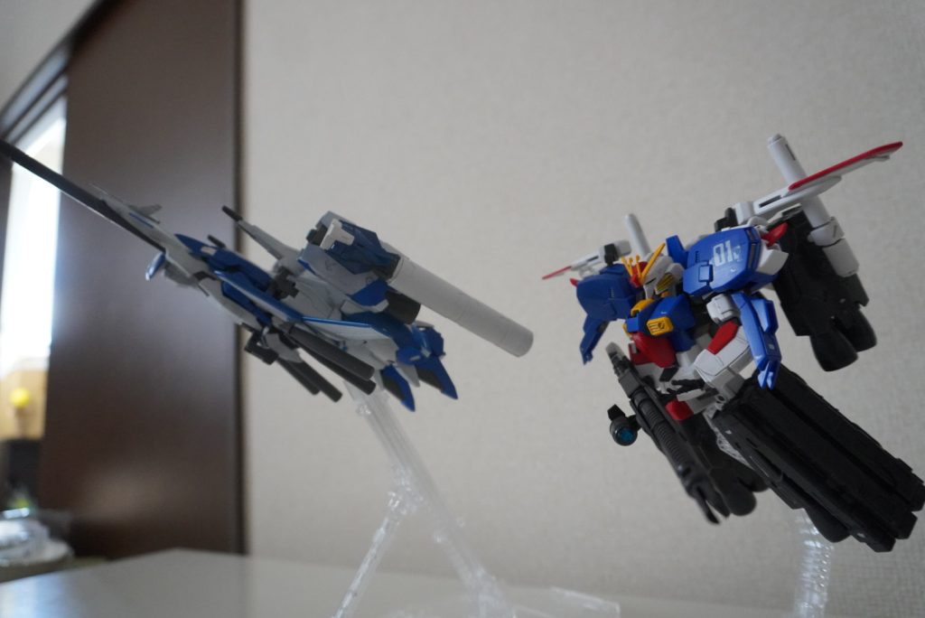 β特務任務隊出るぞ！写真だと中々伝わりませんが、実物は一緒に並べて飾るとイイ感じです😊というわけで、それではまた🫡