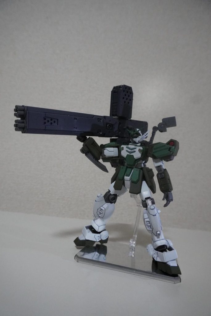 というわけで、次回は新ヘビーアームズを作ろうと思います。工作技術はご覧の通りないのでパーツをポン付けするだけですが😅とりあえず、塗装待ちも仕上げたいのですが今月は無理かもしれません。こんな工作技術ゼロのワイの作品にいつもイイねして下さる方々ありがとうございます!次を完成させるモチベーションになっております。それでは、また🫡