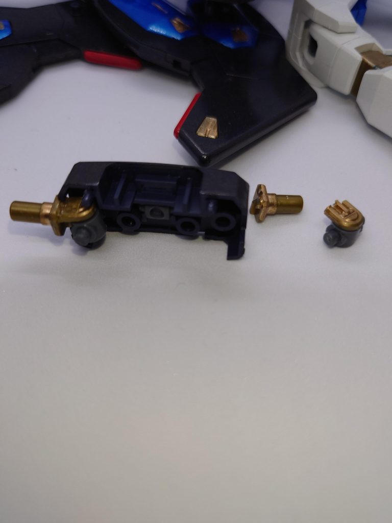 ちょっと動かしていたら両肩が、、、(>ω<。)